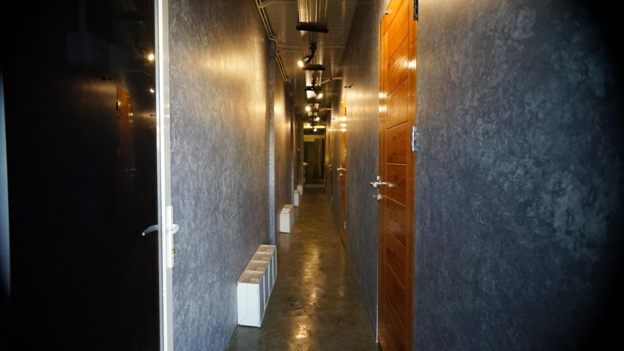 בנדה אקה Lala Hostel מראה חיצוני תמונה