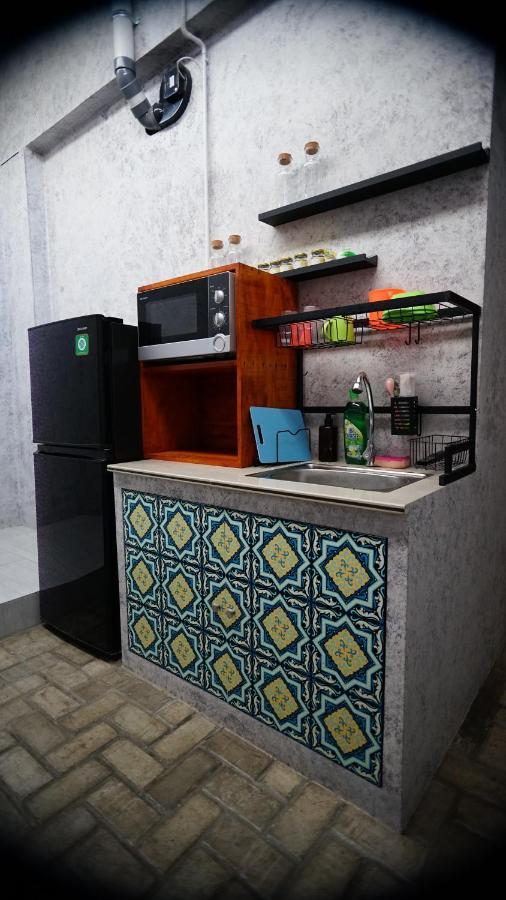 בנדה אקה Lala Hostel מראה חיצוני תמונה